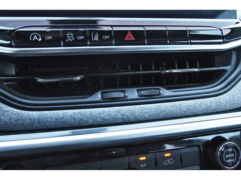 Used 2023 Jeep Compass Sport image 27