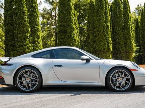 Used 2025 Porsche 911 Carrera RWD image 12
