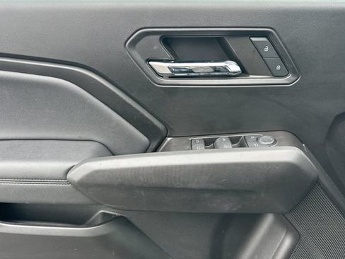 Used 2024 Chevrolet Colorado LT w/ LT Convenience Package RWD image 12