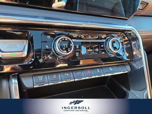 Used 2024 GMC Sierra 3500 Denali Ultimate image 17