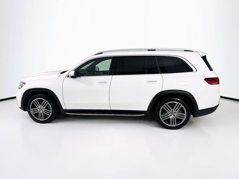 Used 2025 Mercedes-Benz GLS 450 4MATIC image 5