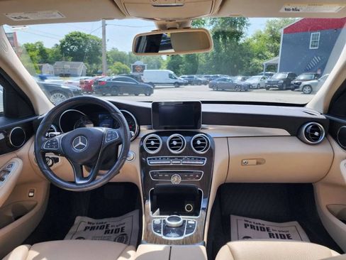 Used 2017 Mercedes-Benz C 300 4MATIC Sedan image 16