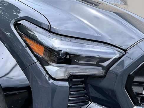 Certified 2025 Toyota Tacoma TRD Pro w/ Tow Tech Package AWD/4WD image 28