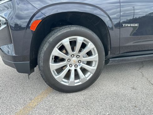 Used 2024 Chevrolet Tahoe Premier AWD/4WD image 9