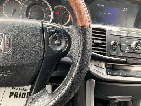 Used 2015 Honda Accord EX image 13