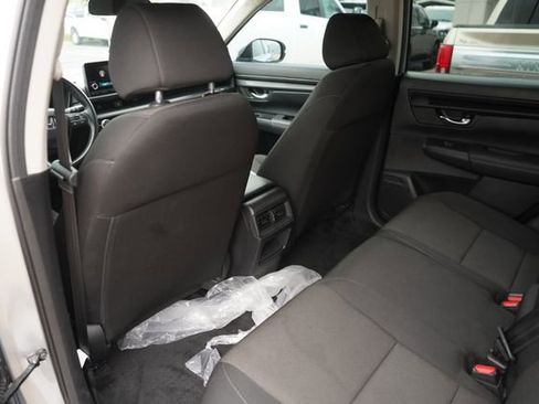 Used 2024 Honda CR-V LX image 7
