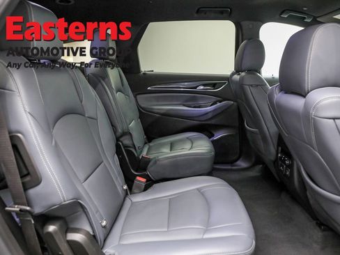 Used 2024 Buick Enclave Premium image 25