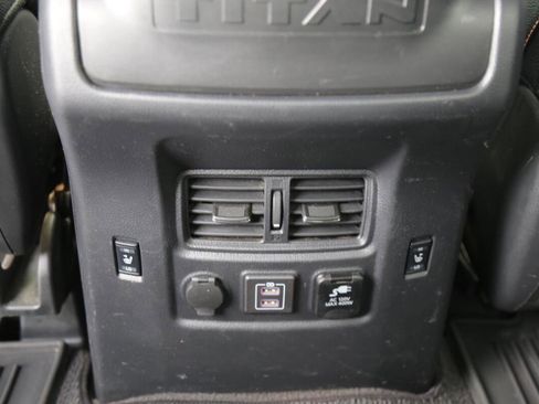 Used 2021 Nissan Titan PRO-4X w/ Pro-4x Convenience Package image 22