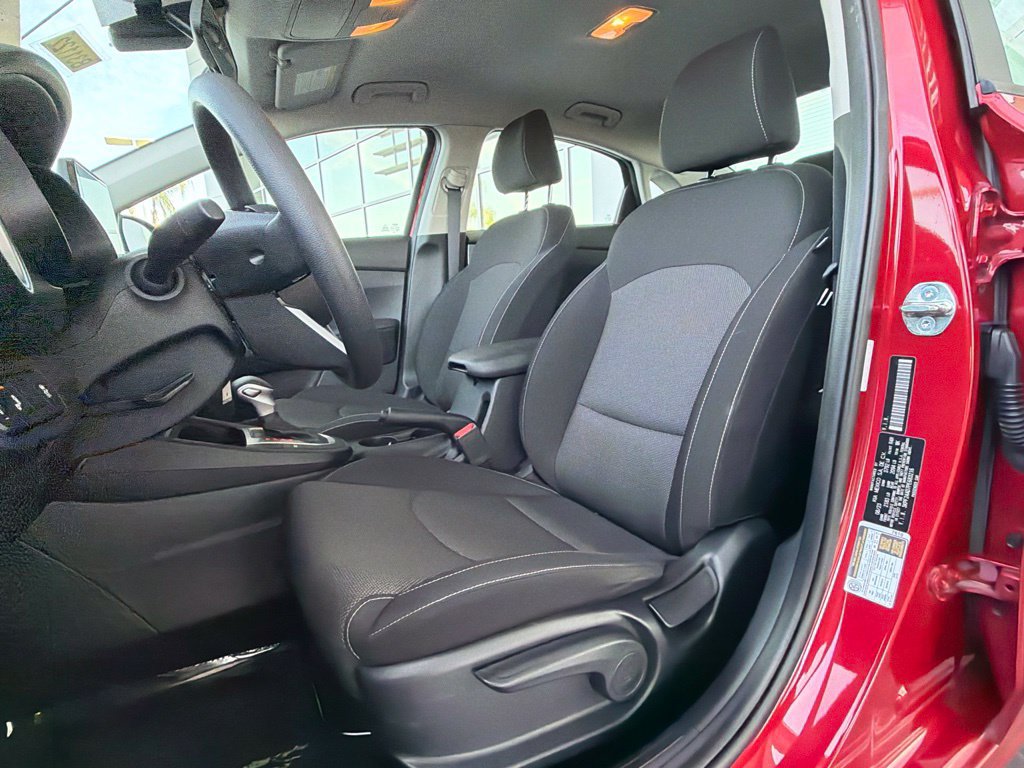 Used 2023 Kia Forte LXS w/ LXS Technology Package FWD image 9