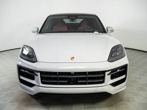 New 2026 Porsche Cayenne Coupe AWD/4WD image 36