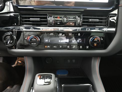New 2026 Nissan Pathfinder Rock Creek AWD/4WD image 17
