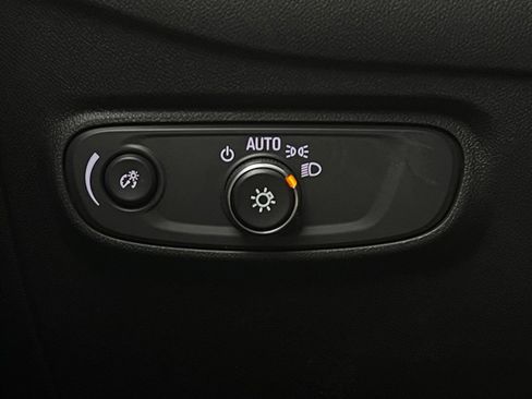 Used 2024 Chevrolet Equinox LS FWD image 20