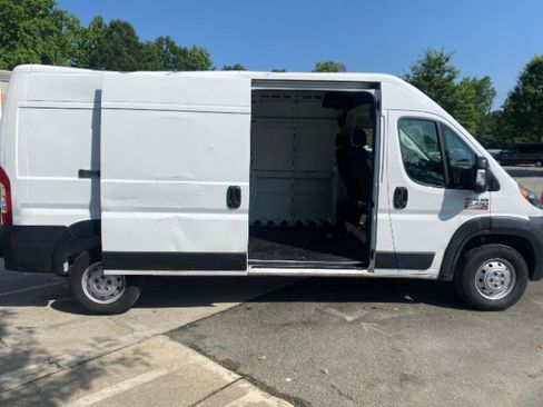 Used 2022 RAM ProMaster 2500 image 5