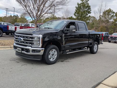 New 2026 Ford F250 XLT w/ XLT Premium Package AWD/4WD image 8