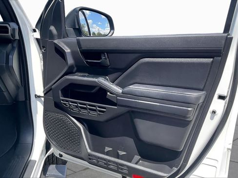 Used 2025 Toyota Tacoma SR RWD image 20