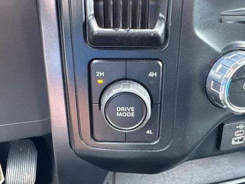 Used 2025 Ford F150 XLT w/ Equipment Group 301A Standard AWD/4WD image 34