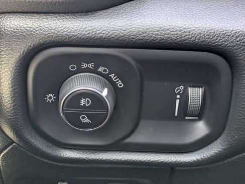 Used 2022 RAM 1500 Big Horn RWD image 23