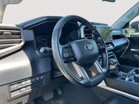 Used 2023 Toyota Tundra SR5 w/ SR5 Convenience Package AWD/4WD image 11