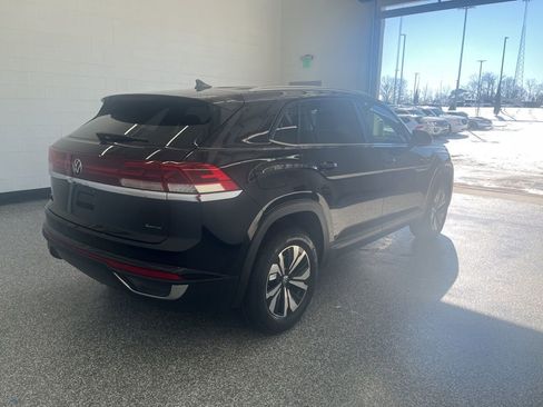 New 2026 Volkswagen Atlas Cross Sport SE AWD/4WD image 6