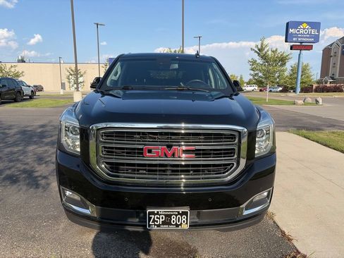 Used 2019 GMC Yukon SLT AWD/4WD image 2