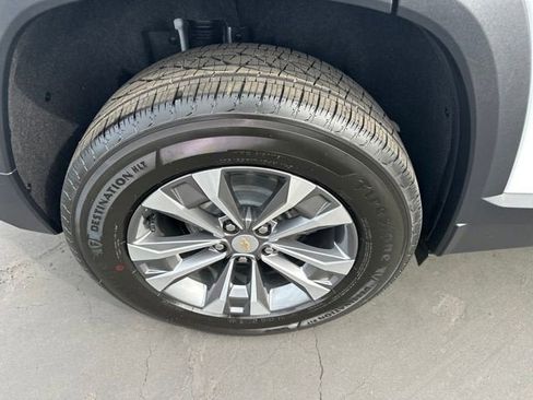 New 2026 Chevrolet Equinox LT image 11