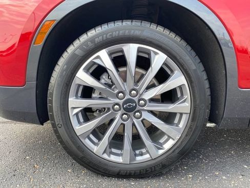 Certified 2024 Chevrolet Blazer Premier w/ Enhanced Convenience Package AWD/4WD image 25