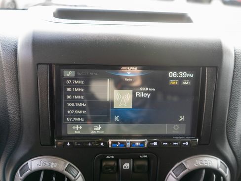 Used 2017 Jeep Wrangler Sport w/ Quick Order Package 24S image 18