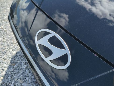 New 2026 Hyundai Elantra Limited image 13