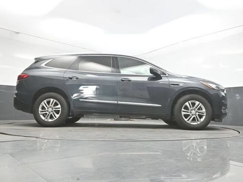 Used 2018 Buick Enclave Premium AWD/4WD image 36