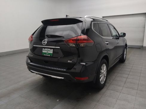 Used 2018 Nissan Rogue SV image 9