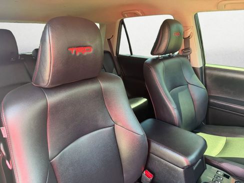 Used 2019 Toyota 4Runner TRD Off-Road Premium image 24