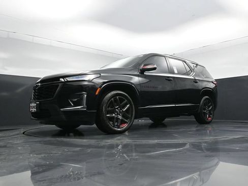 Used 2023 Chevrolet Traverse Premier w/ Redline Edition AWD/4WD image 55