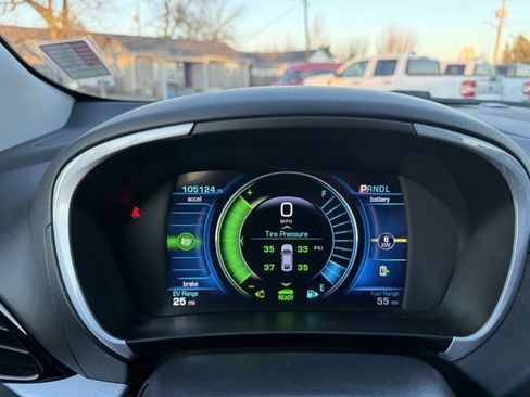 Used 2017 Chevrolet Volt LT image 5