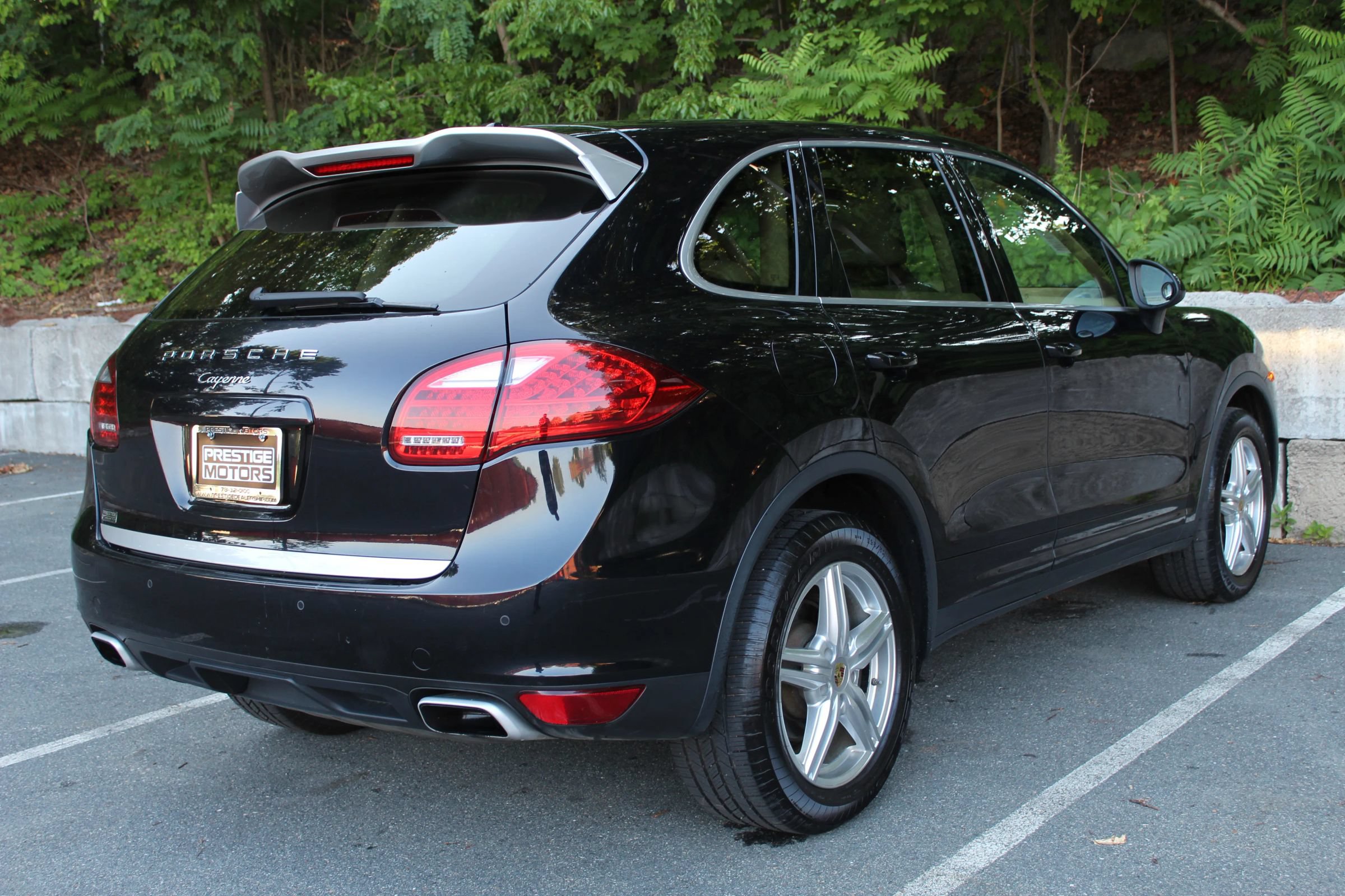 Used 2014 Porsche Cayenne AWD/4WD image 9