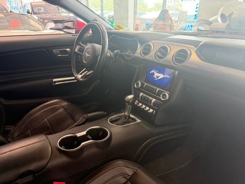 Used 2021 Ford Mustang GT Premium w/ Equipment Group 401A RWD image 29