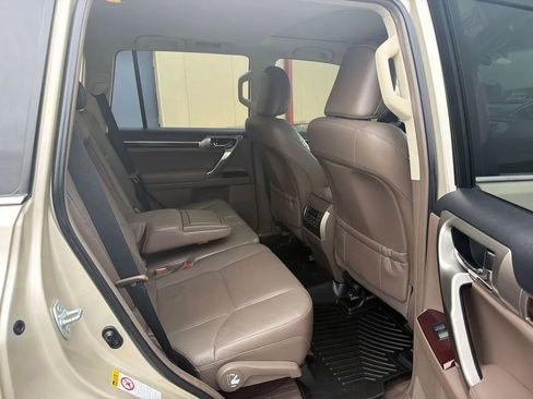 Used 2015 Lexus GX 460 w/ Premium Package AWD/4WD image 55