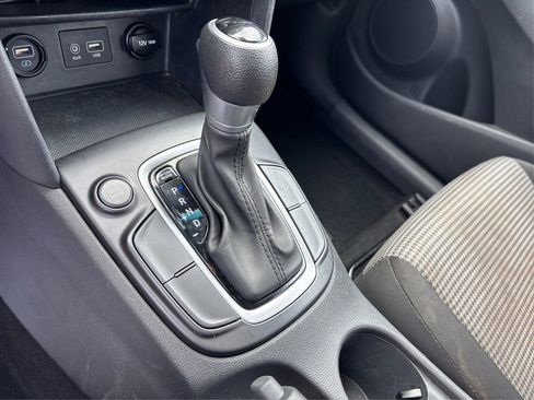 Used 2019 Hyundai Kona SE image 31