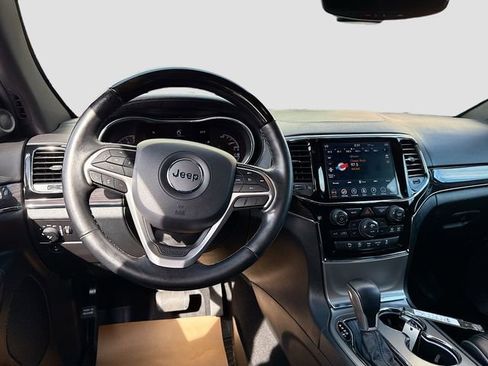 Used 2020 Jeep Grand Cherokee Overland image 23