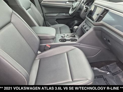 Used 2021 Volkswagen Atlas SE w/ Panoramic Sunroof Package AWD/4WD image 27