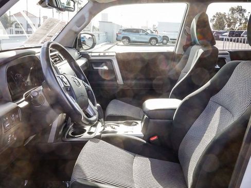Used 2024 Toyota 4Runner SR5 AWD/4WD image 21