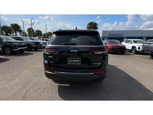 Used 2024 Jeep Grand Cherokee L Limited w/ Luxury Tech Group II image 3