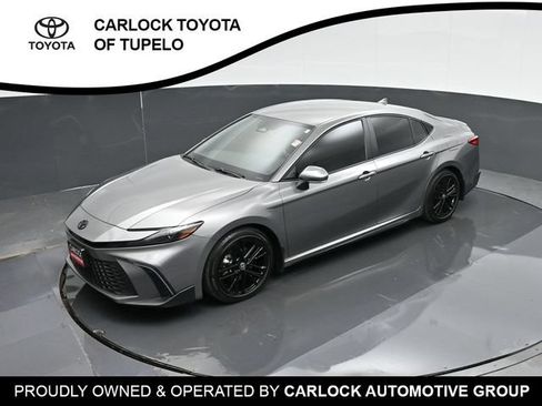 Used 2025 Toyota Camry SE w/ Convenience Package FWD image 44