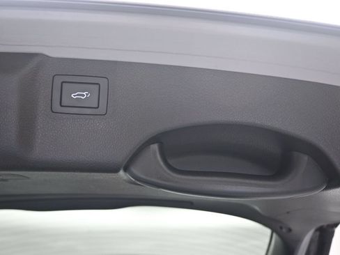 Used 2018 Hyundai Santa Fe AWD w/ SE Ultimate Tech Package 03 image 65