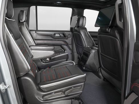 Used 2026 GMC Yukon XL AT4 Ultimate image 11