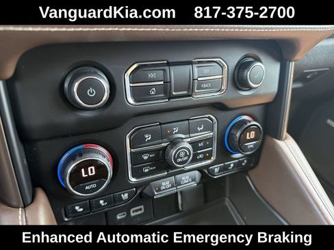 Used 2021 Chevrolet Tahoe High Country w/ Premium Package AWD/4WD image 20