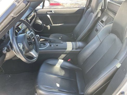 Used 2006 MAZDA MX-5 Miata Grand Touring w/ Premium Pkg image 16