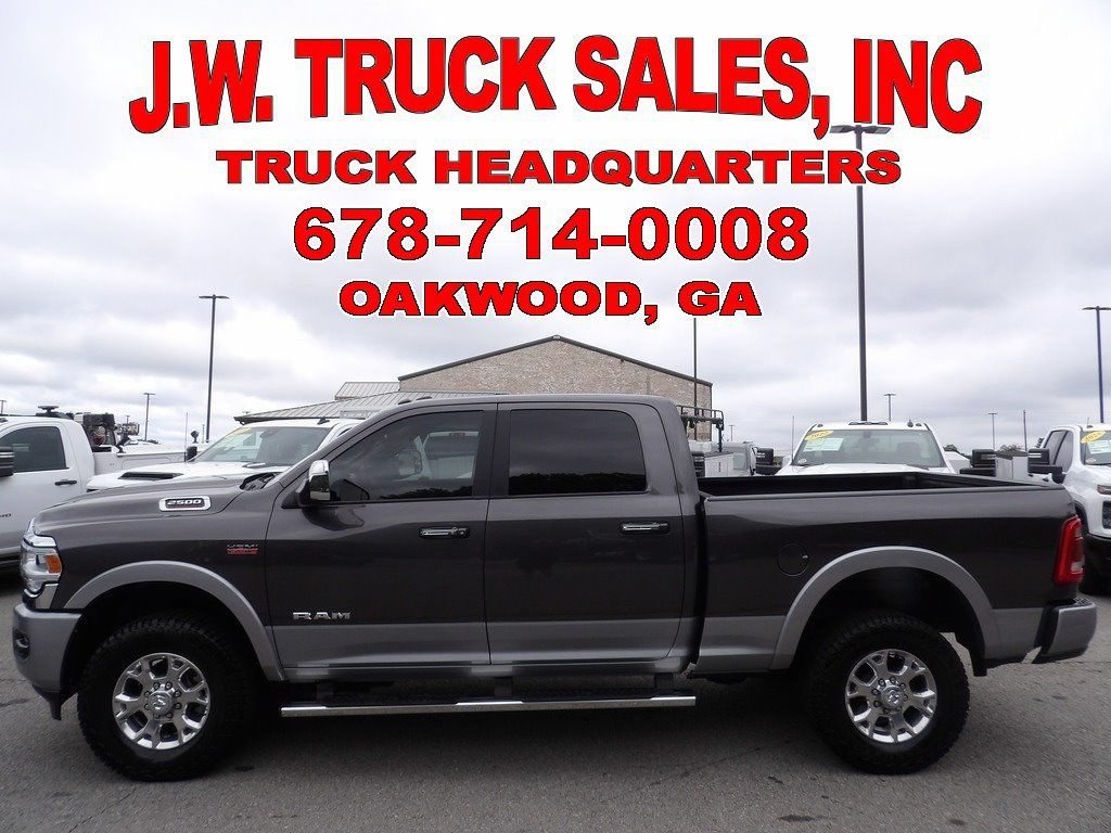 Used 2022 RAM 2500 Laramie AWD/4WD image 2