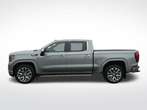 Used 2025 GMC Sierra 1500 Denali image 8