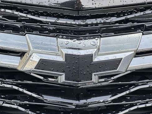 Used 2023 Chevrolet Equinox RS FWD image 30