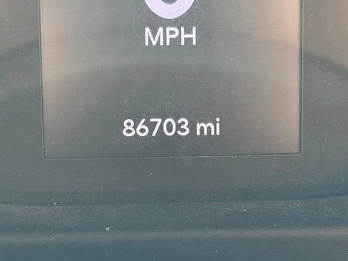 Certified 2018 Jeep Wrangler Sport AWD/4WD image 31